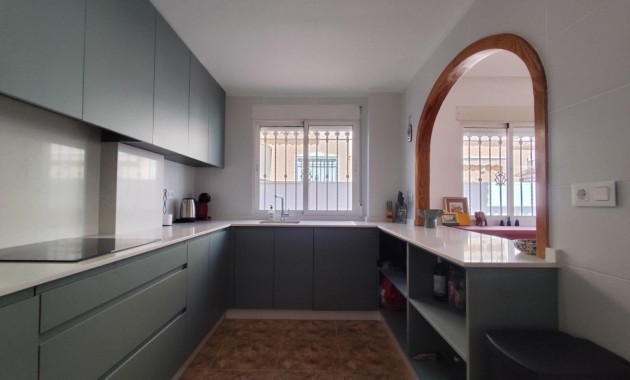 Sale - Bungalow -
Orihuela Costa - Campoamor