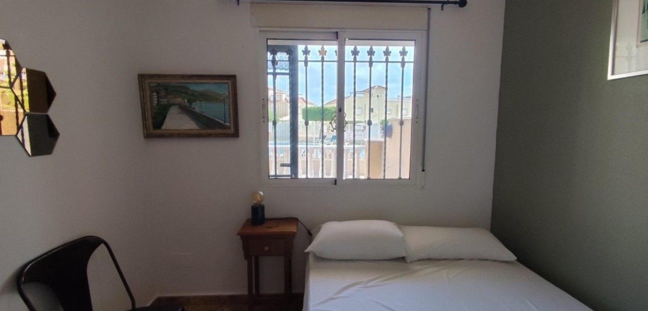 Sale - Bungalow -
Orihuela Costa - Campoamor