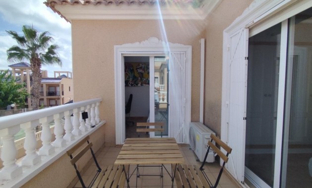 Sale - Bungalow -
Orihuela Costa - Campoamor