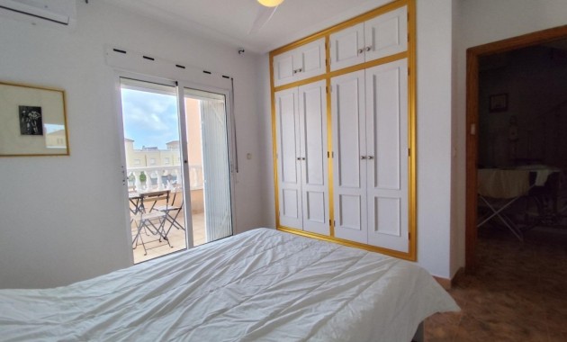 Sale - Bungalow -
Orihuela Costa - Campoamor