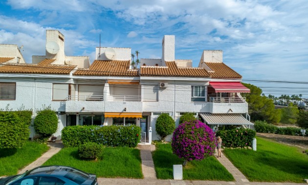 Sale - Apartment / flat -
Orihuela Costa - Villamartin