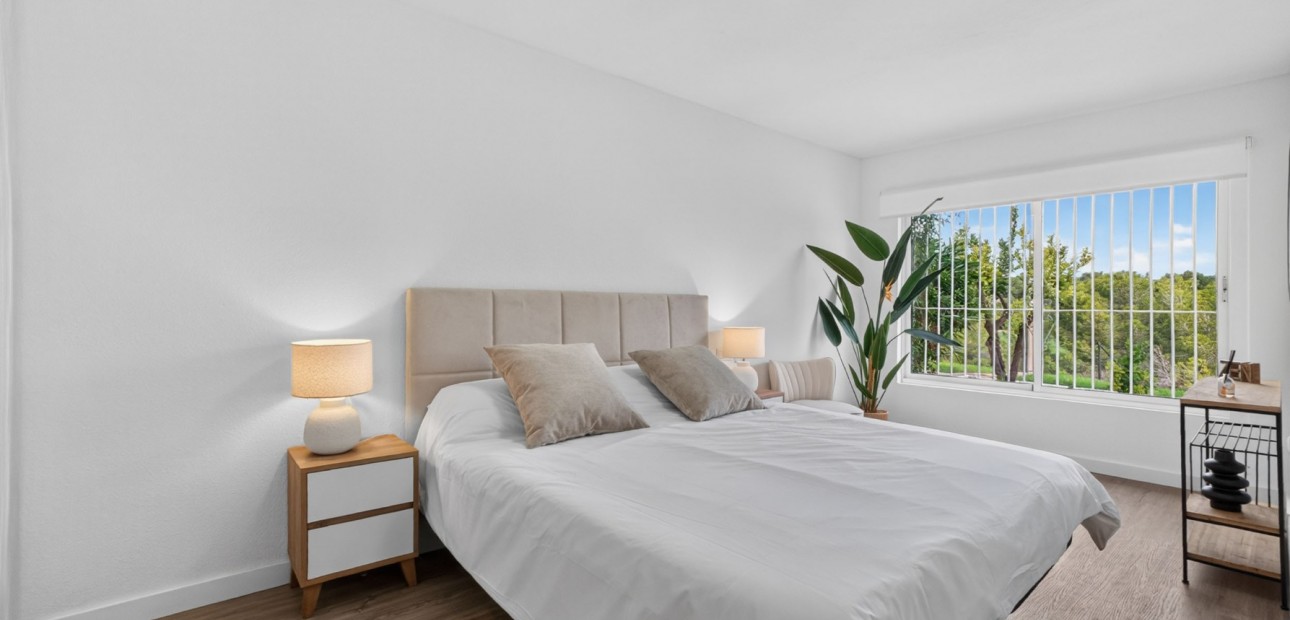 Sale - Apartment / flat -
Orihuela Costa - Villamartin