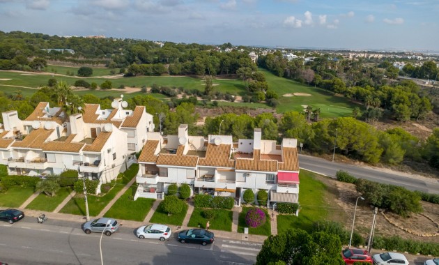 Sale - Apartment / flat -
Orihuela Costa - Villamartin