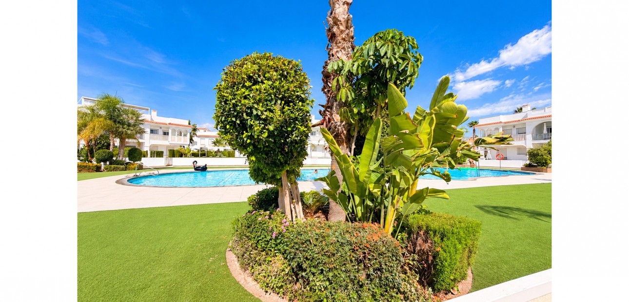 Sale - Apartment / flat -
Ciudad Quesada - Doña Pepa