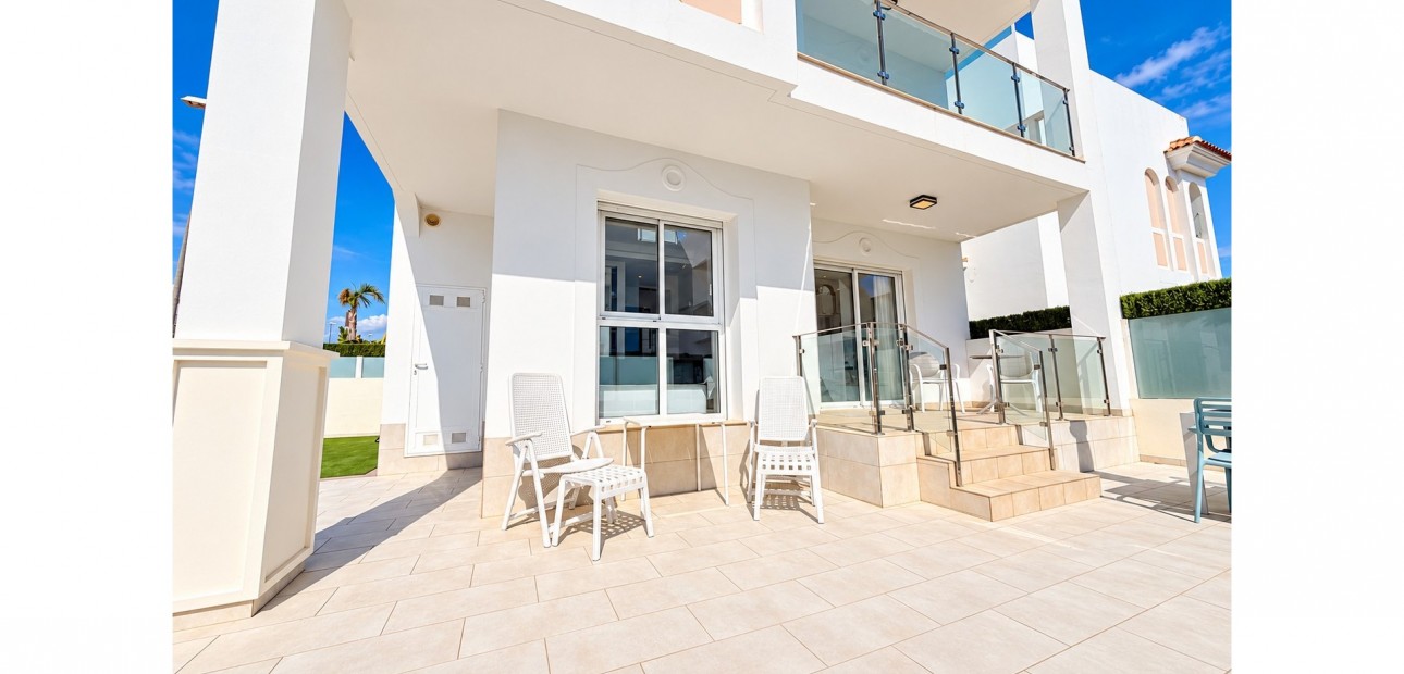Sale - Apartment / flat -
Ciudad Quesada - Doña Pepa
