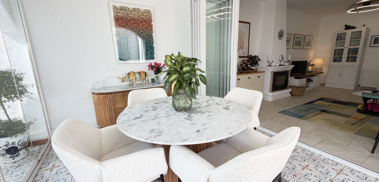 Sale - Bungalow -
Orihuela Costa - Villamartin