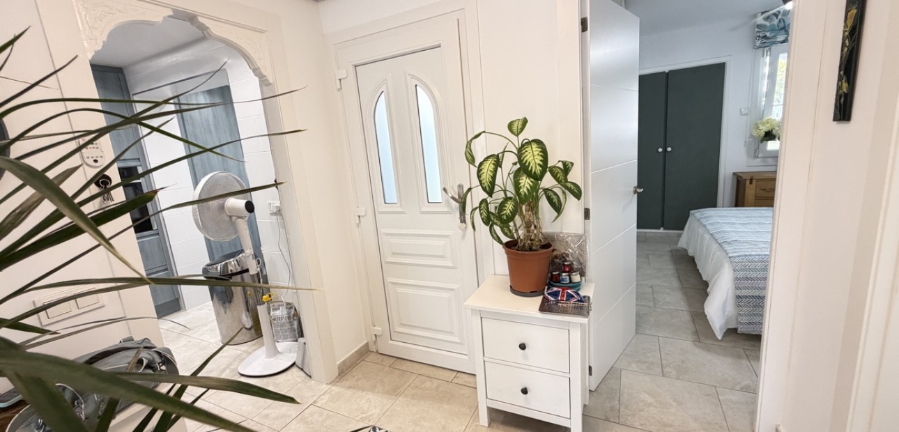Sale - Bungalow -
Orihuela Costa - Villamartin