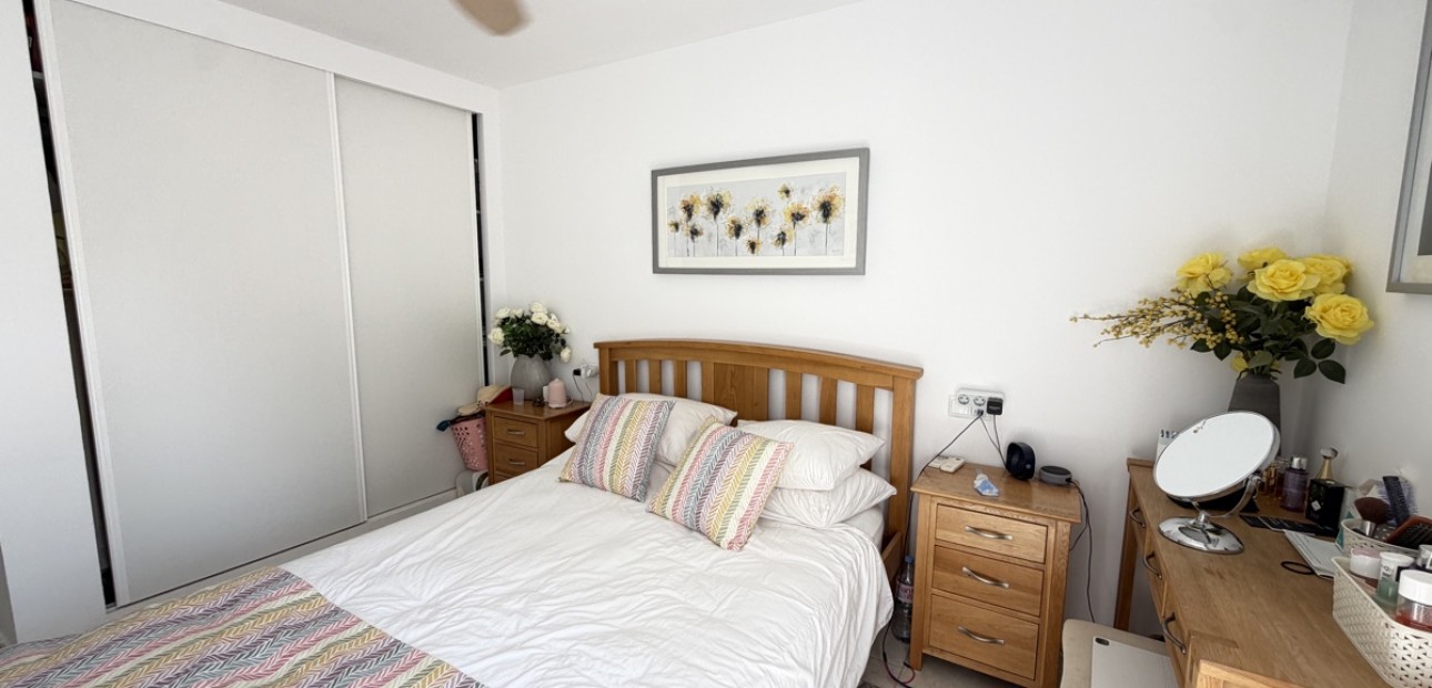 Sale - Bungalow -
Orihuela Costa - Villamartin
