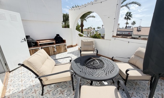 Sale - Bungalow -
Orihuela Costa - Villamartin