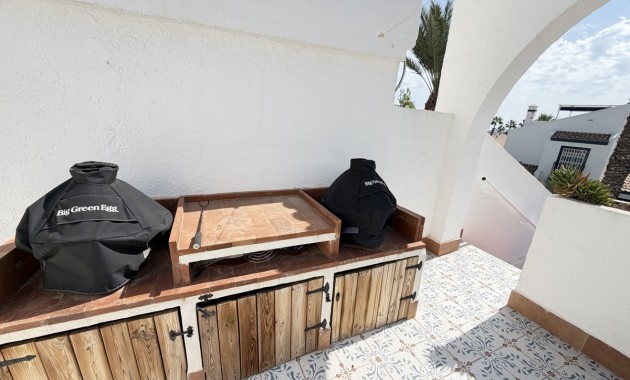 Sale - Bungalow -
Orihuela Costa - Villamartin