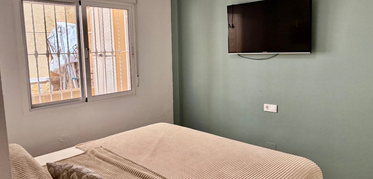 Sale - Apartment / flat -
Orihuela Costa - Villamartin