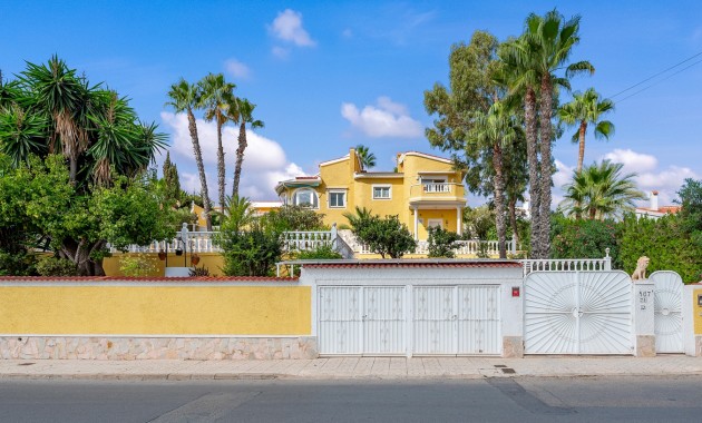 Sale - Detached Villa -
Ciudad Quesada - Ciudad Quesada - Town
