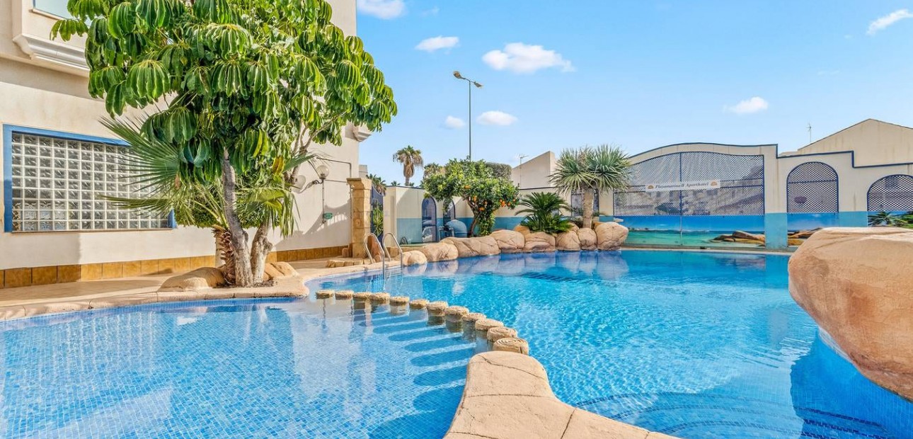 Sale - Apartment / flat -
Orihuela Costa - Cabo Roig