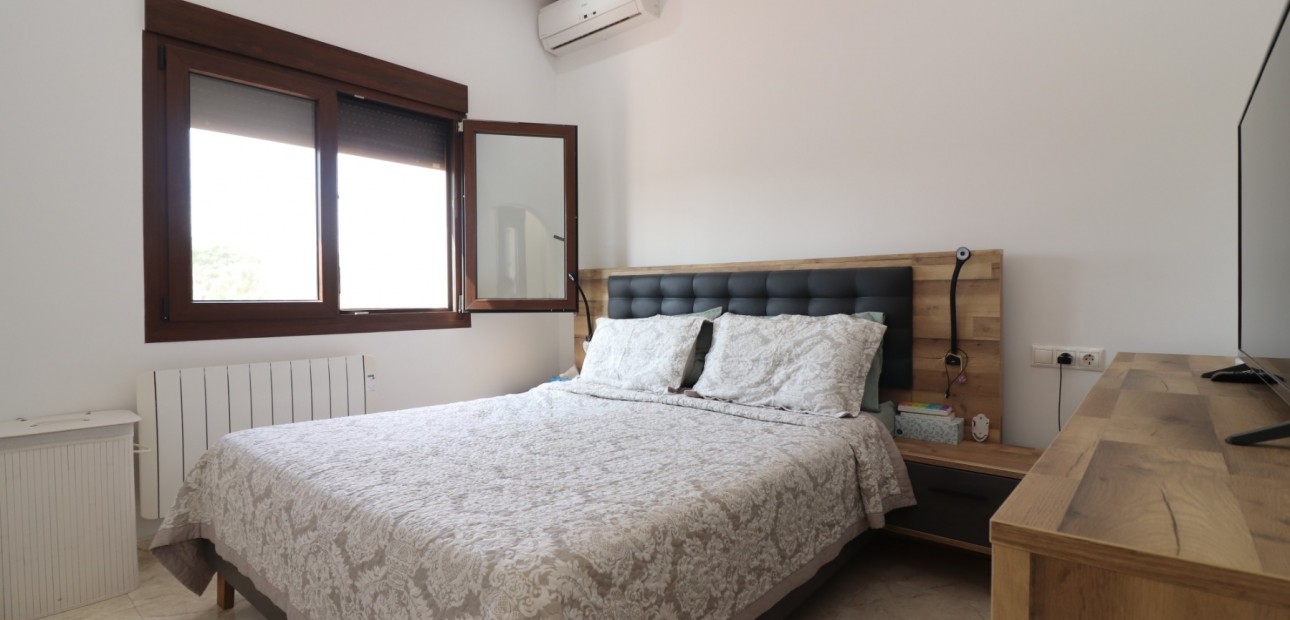 Sale - Country Property -
Daya Vieja - Daya Vieja - Country