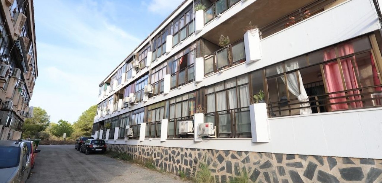 Sale - Studio -
Torrevieja - La Siesta - El Salado - Torreta