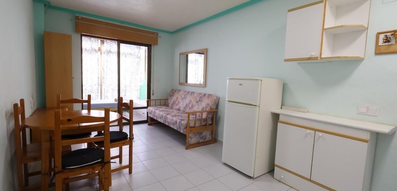 Sale - Studio -
Torrevieja - La Siesta - El Salado - Torreta
