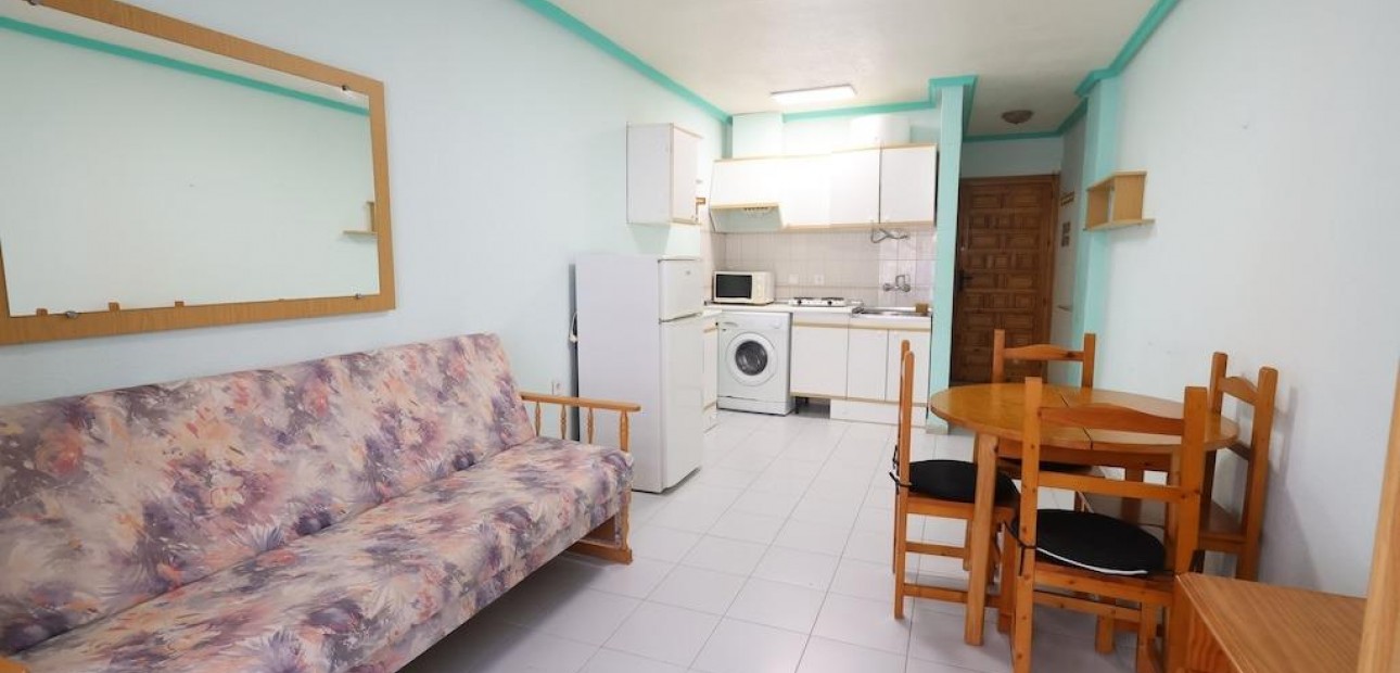 Sale - Studio -
Torrevieja - La Siesta - El Salado - Torreta