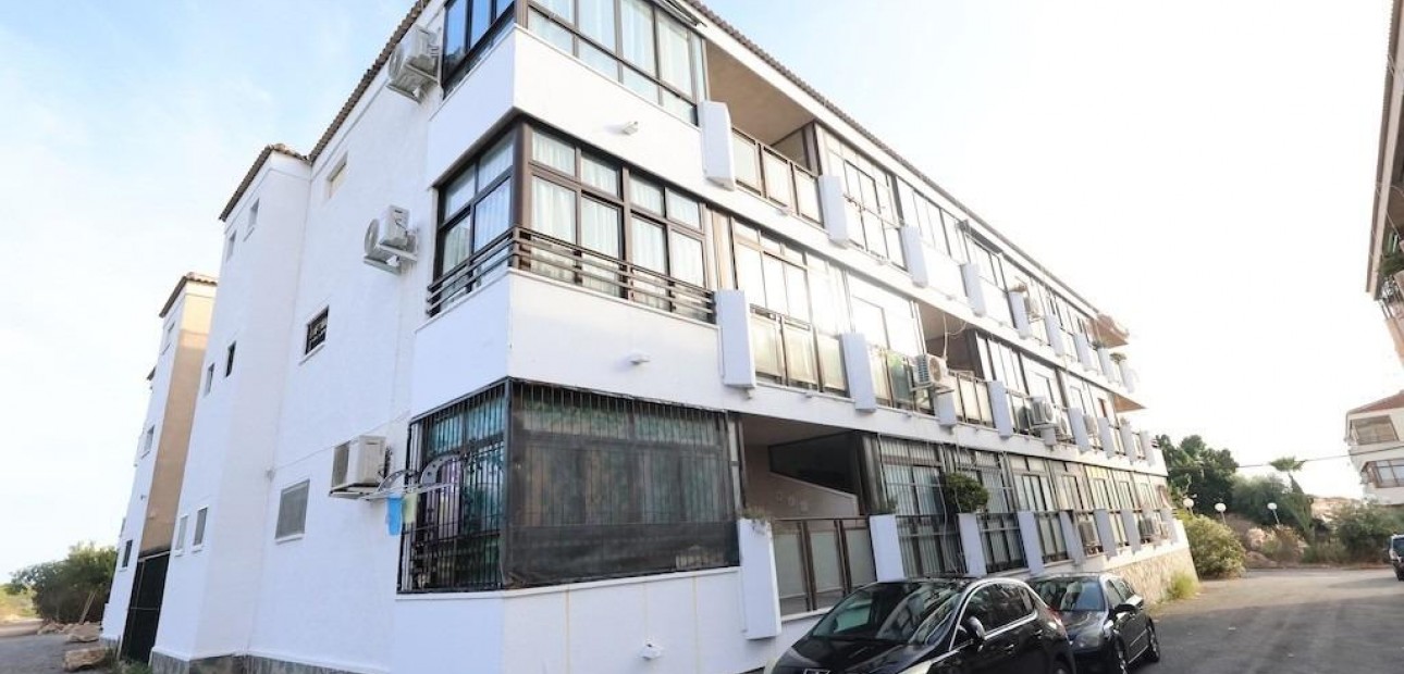 Sale - Studio -
Torrevieja - La Siesta - El Salado - Torreta