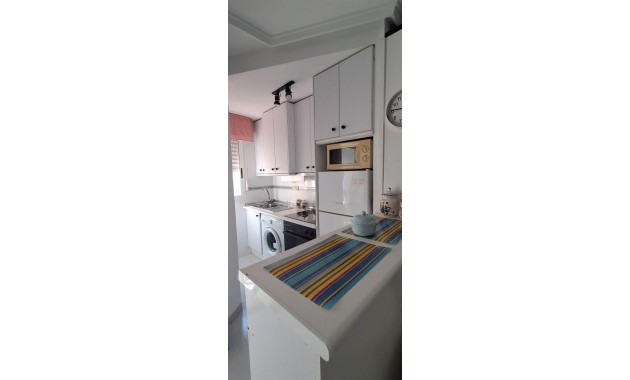 Sale - Apartment / flat -
Torrevieja - Estacion de autobuses
