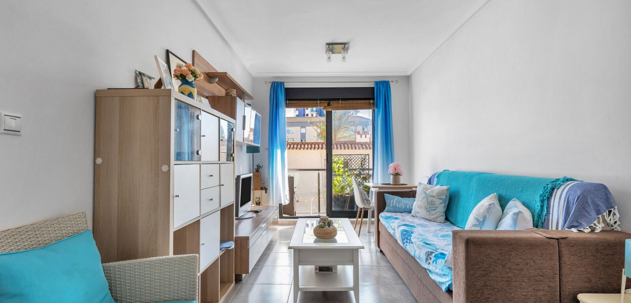 Sale - Apartment / flat -
Torrevieja - Rocio del Mar