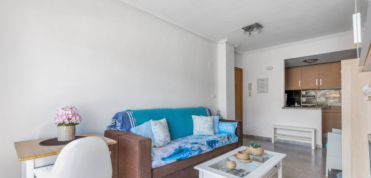 Sale - Apartment / flat -
Torrevieja - Rocio del Mar