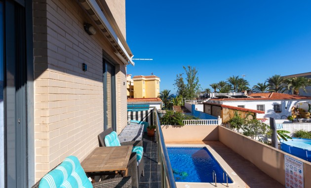 Sale - Apartment / flat -
Torrevieja - Rocio del Mar