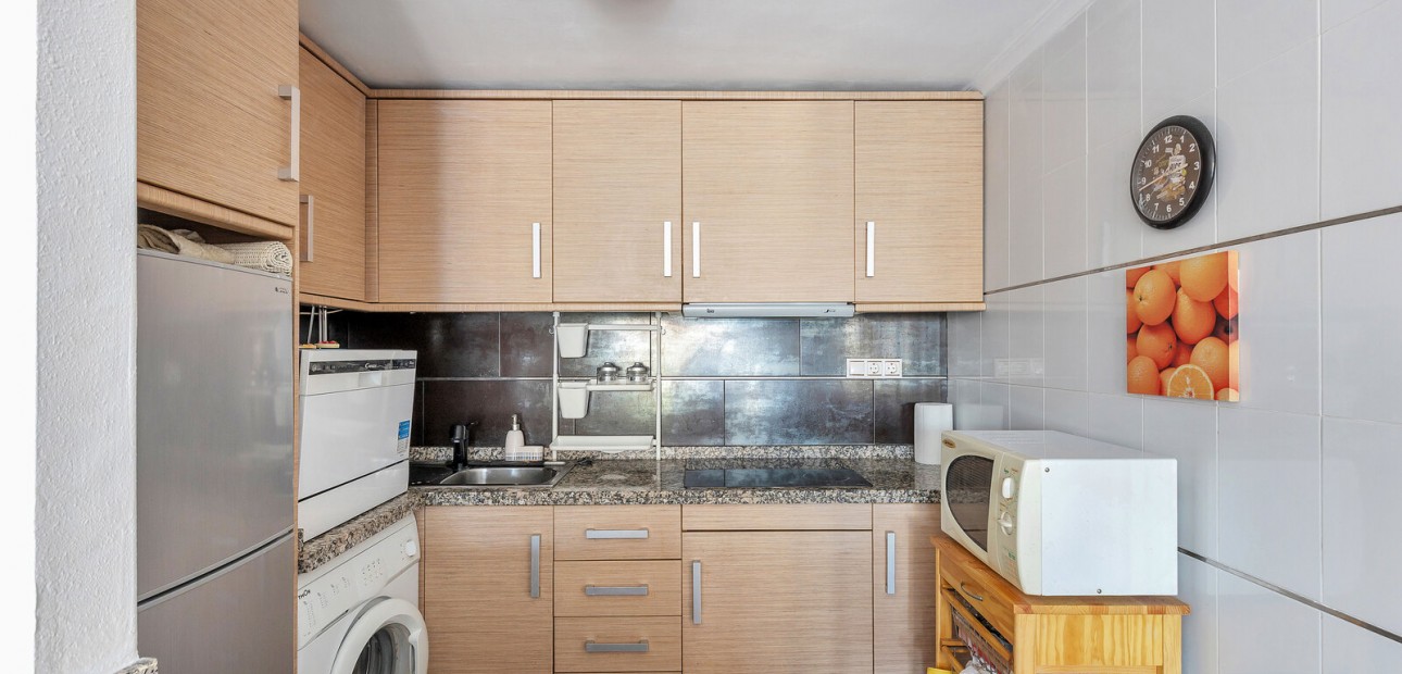 Sale - Apartment / flat -
Torrevieja - Rocio del Mar