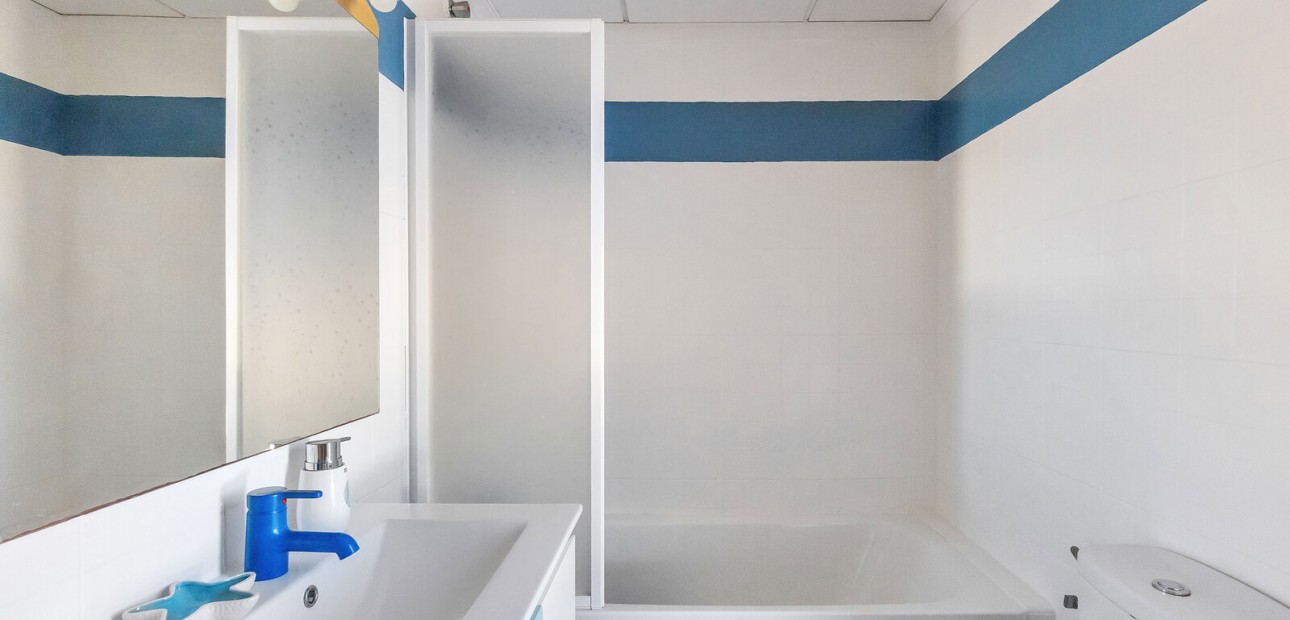 Sale - Apartment / flat -
Torrevieja - Rocio del Mar