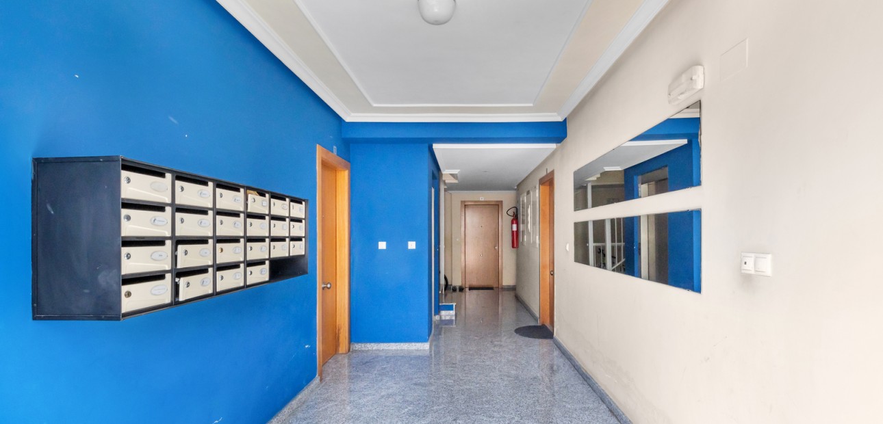 Sale - Apartment / flat -
Torrevieja - Rocio del Mar