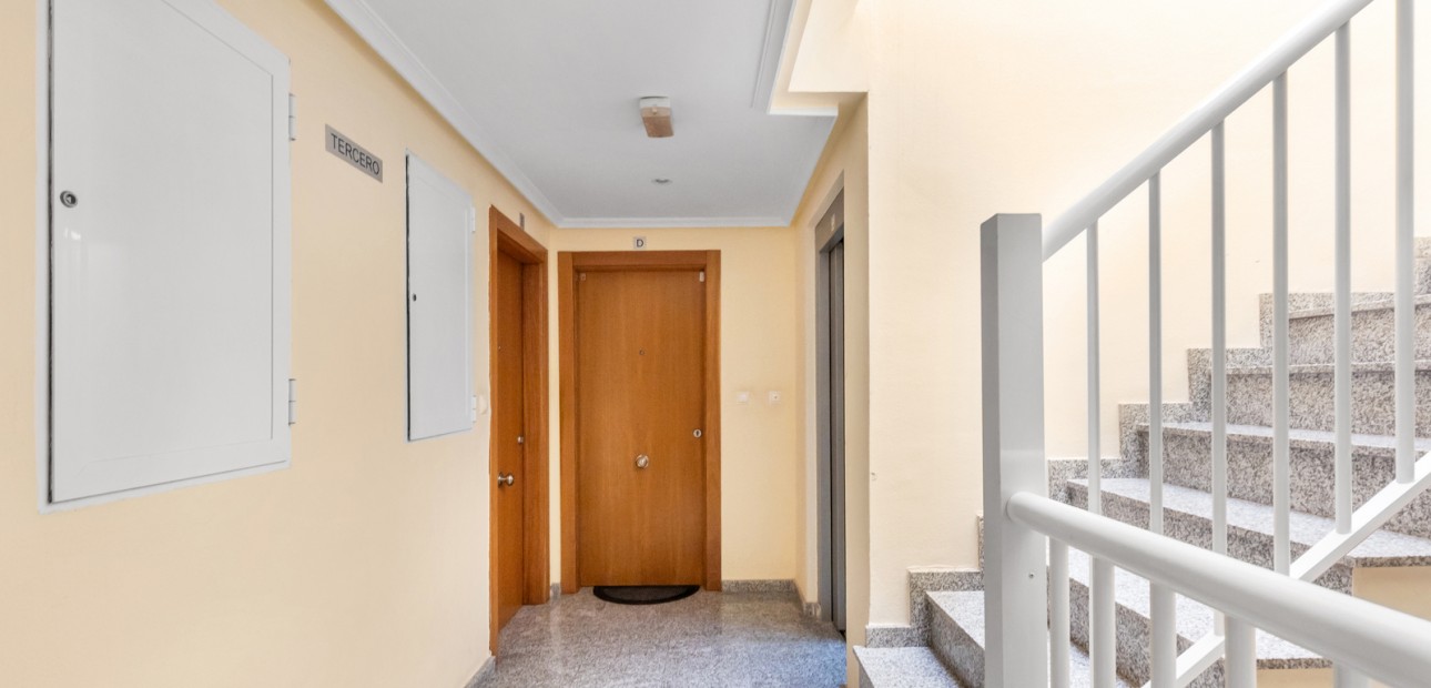 Sale - Apartment / flat -
Torrevieja - Rocio del Mar