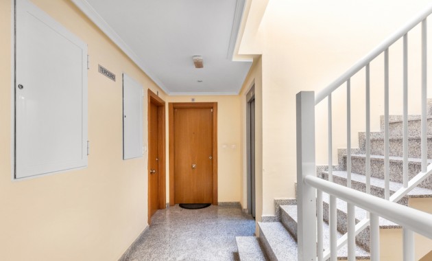 Sale - Apartment / flat -
Torrevieja - Rocio del Mar