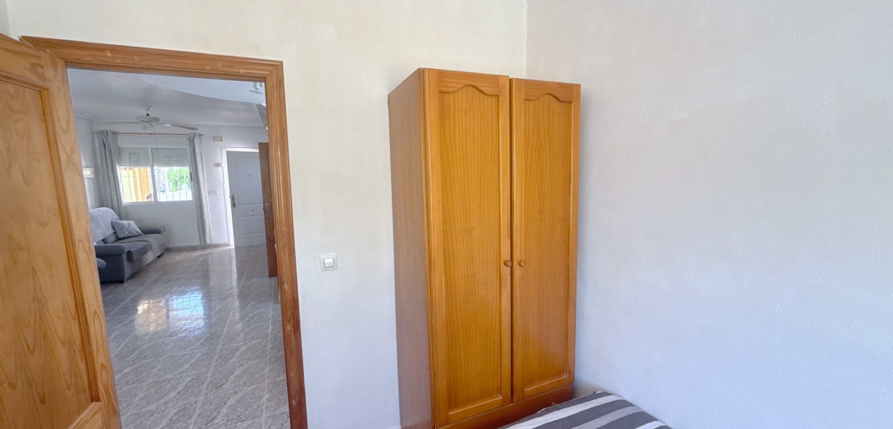 Sale - Townhouse -
Orihuela Costa - La Zenia