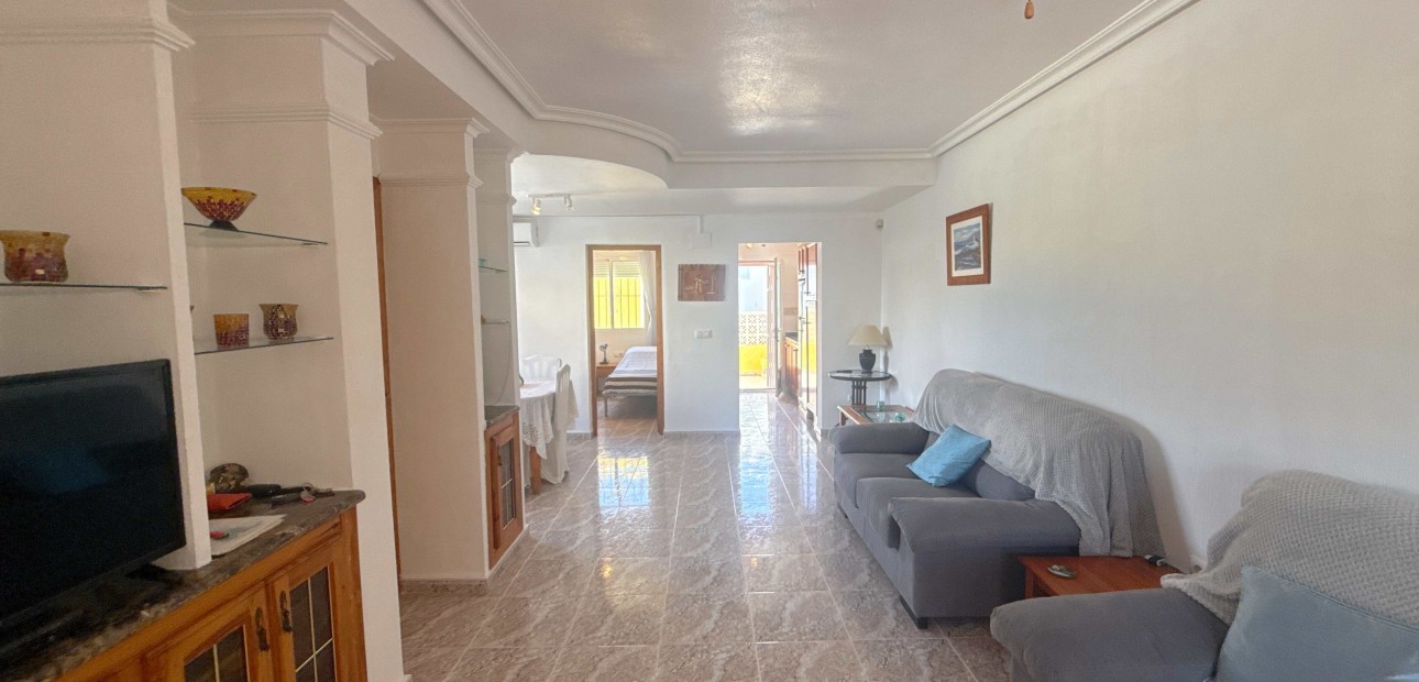 Sale - Townhouse -
Orihuela Costa - La Zenia