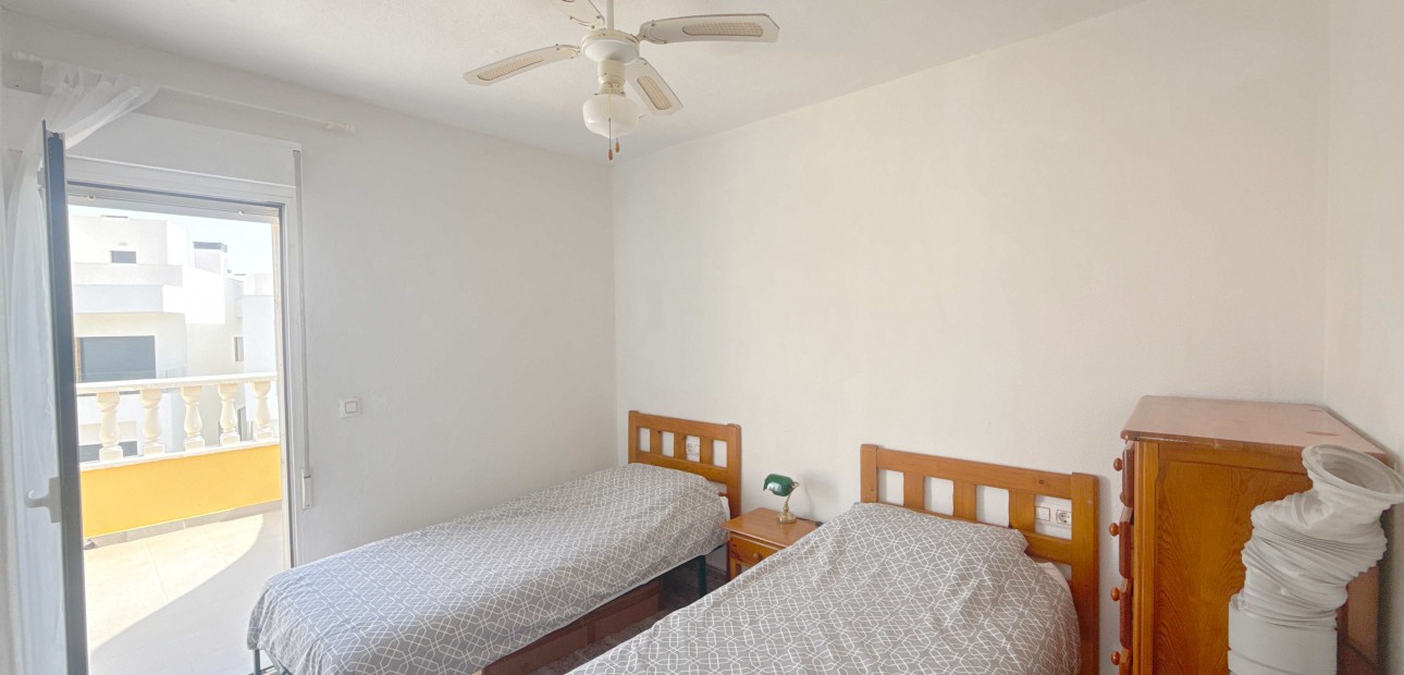 Sale - Townhouse -
Orihuela Costa - La Zenia