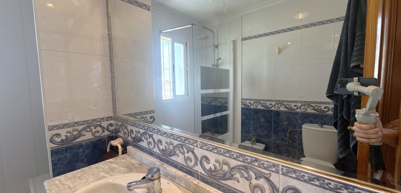Sale - Townhouse -
Orihuela Costa - La Zenia
