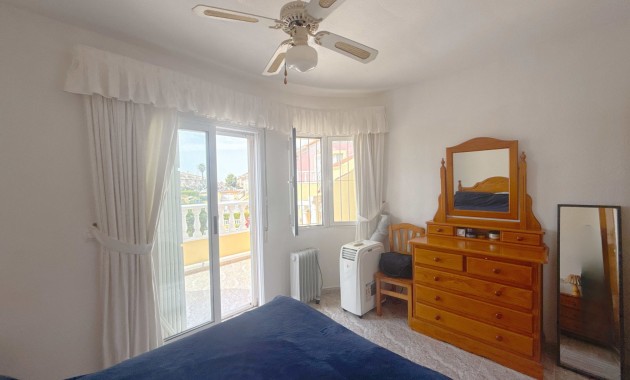 Sale - Townhouse -
Orihuela Costa - La Zenia