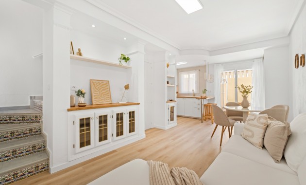 Sale - Townhouse -
Orihuela Costa - Las Filipinas