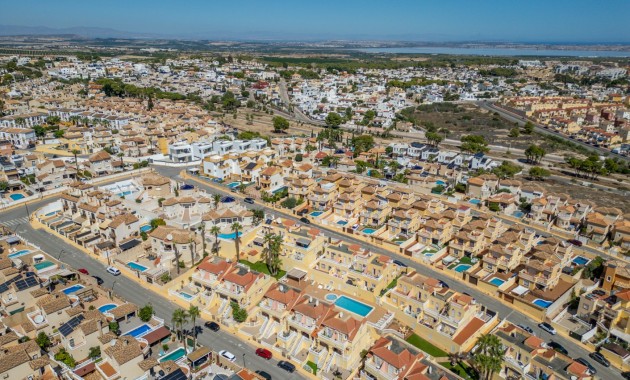 Sale - Townhouse -
Orihuela Costa - Las Filipinas