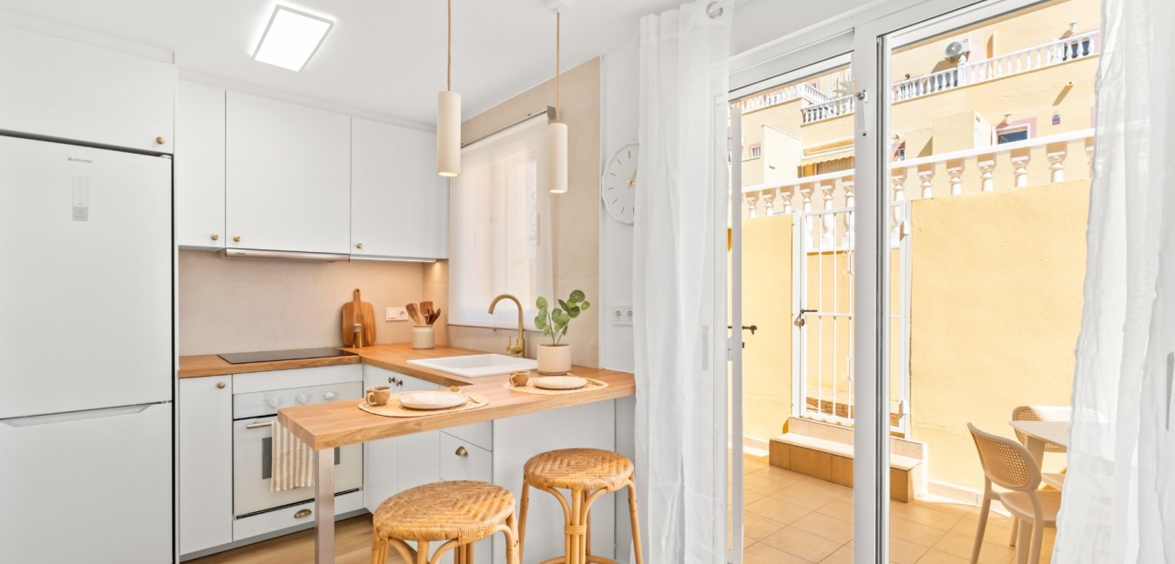 Sale - Townhouse -
Orihuela Costa - Las Filipinas