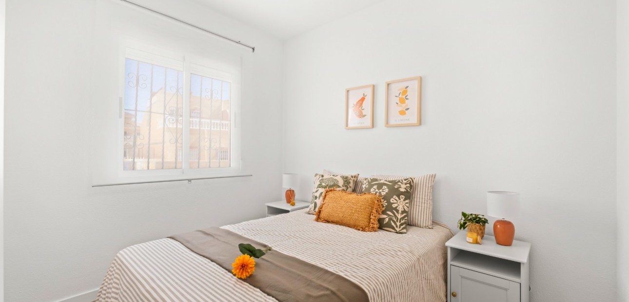 Sale - Townhouse -
Orihuela Costa - Las Filipinas