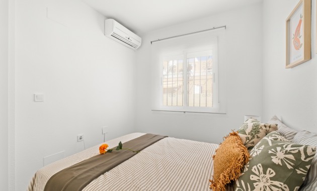 Sale - Townhouse -
Orihuela Costa - Las Filipinas