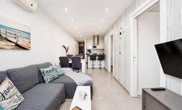 Sale - Apartment / flat -
Torrevieja - Playa del cura