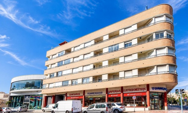 Sale - Apartment / flat -
Torrevieja - Playa del cura