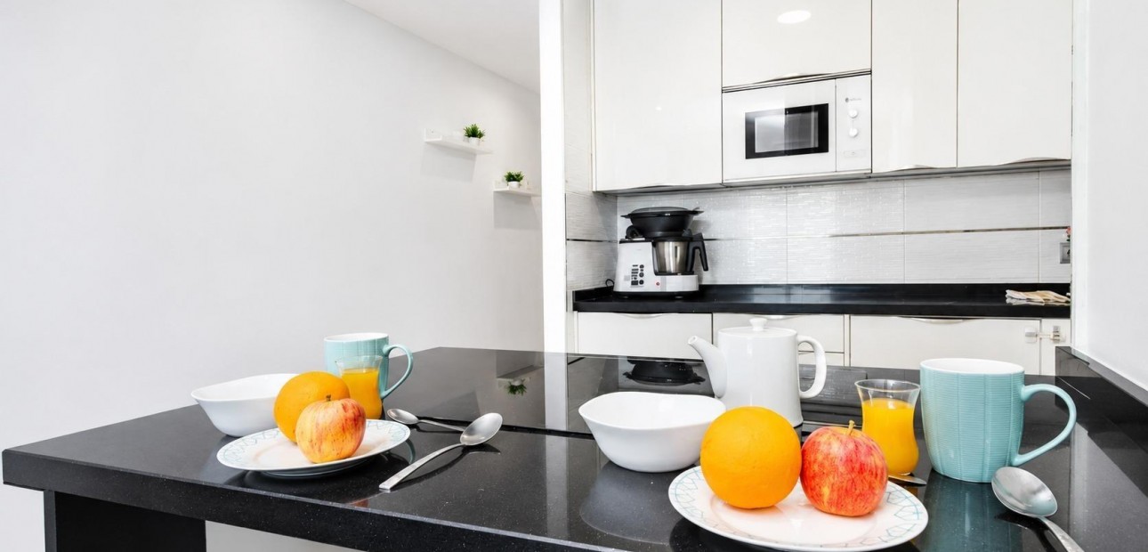 Sale - Apartment / flat -
Torrevieja - Playa del cura