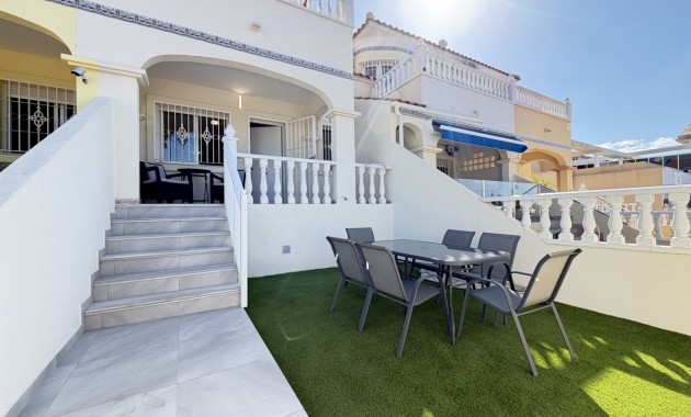 Sale - Townhouse -
Orihuela Costa - Villamartin