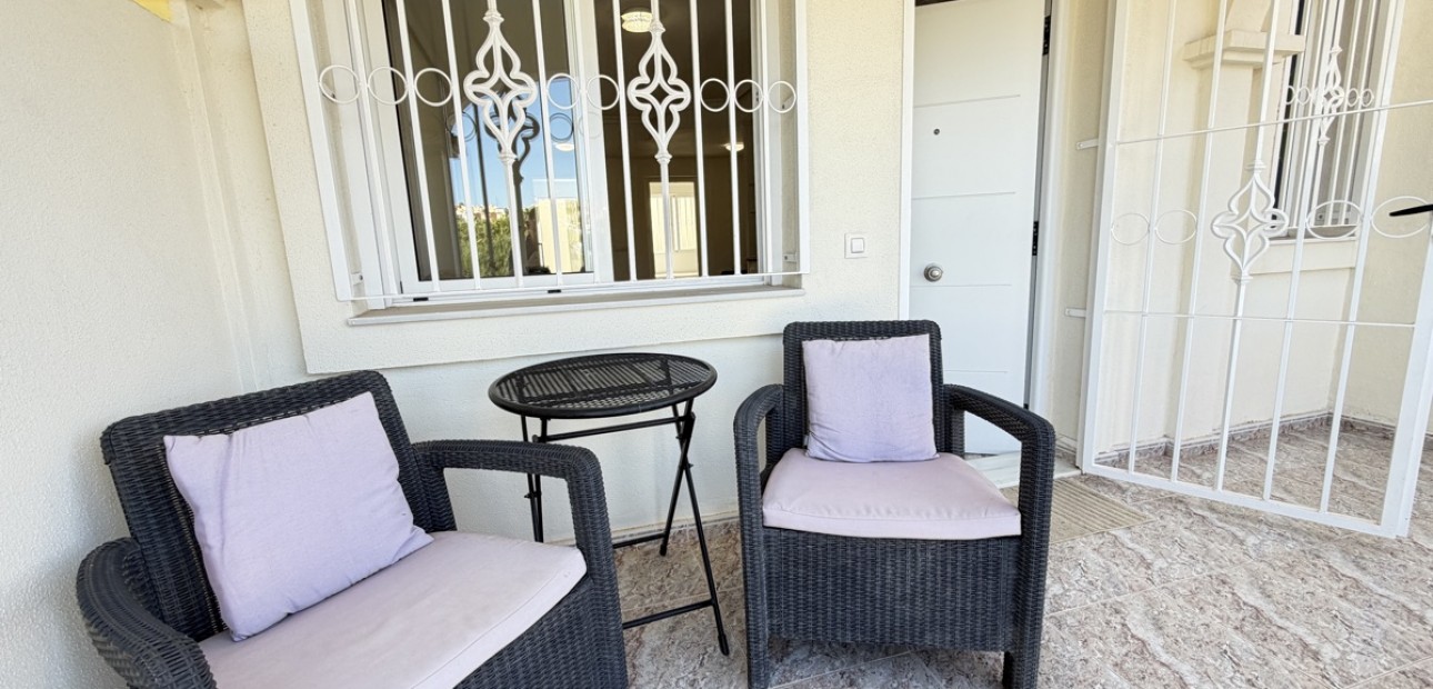 Sale - Townhouse -
Orihuela Costa - Villamartin