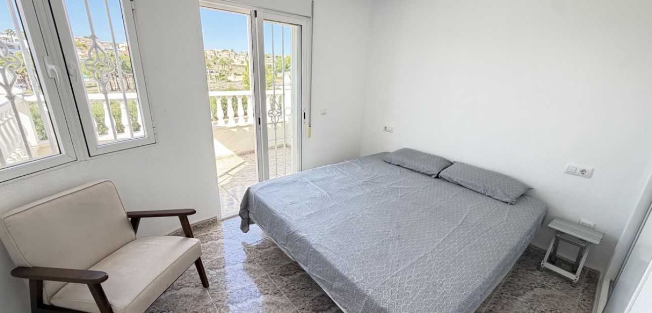 Sale - Townhouse -
Orihuela Costa - Villamartin