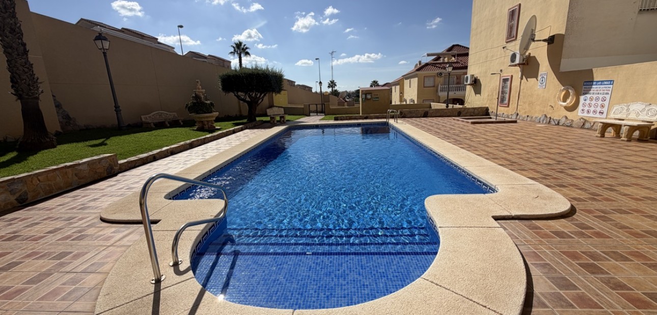 Sale - Townhouse -
Orihuela Costa - Villamartin