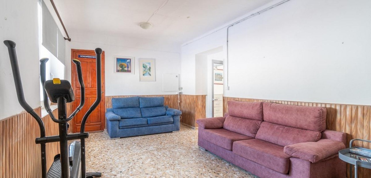 Sale - House -
Torre - Pacheco - Roldán