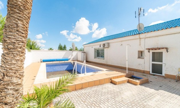 Sale - House -
Torre - Pacheco - Roldán